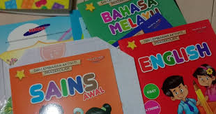 Secara spesifik, daftar pustaka merupakan daftar yang berisi semua buku atau tulisan ilmiah yang menjadi rujukan dalam melakukan penelitian. Mudahnya Balut Buku Sekolah Tabika Anak Dengan Pelekat Book Cover Ceritera Si Gadis Biru