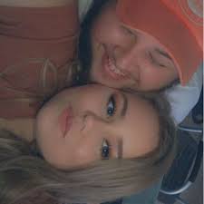 Taylor Quick ❁ (@TaylorBabyyy_)