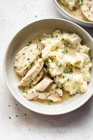 You can create dishes like potato stuffed cabbage, slow cooker italian ravioli stew, crock pot vegetarian pot pie and more. Crockpot Chicken And Gravy Salt Lavender