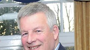 Tributes paid to former mayor