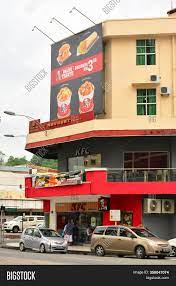 Kfc, kota kinabalu, bahagian pantai barat, sabah, malezja — lokalizacja na mapie, telefon, godziny otwarcia, opinie. Kota Kinabalu My Image Photo Free Trial Bigstock