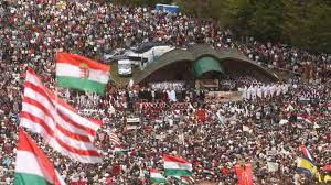 Sâmbătă, la şumuleu ciuc, papa francisc va fi întâmpinat cu imnul papal, dar şi cu un vechi cântec bisericesc. Se Va Canta Imnul Ungariei La Sumuleu Ciuc Dimensiunile Vizitei Papei Francisc In Romania