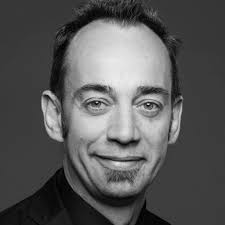 France Criminalises Research