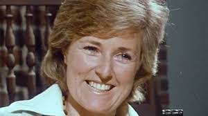 Lynette Curtis's Instagram, Twitter & Facebook