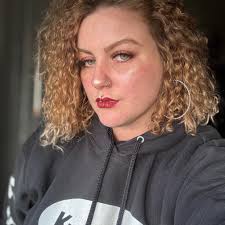 To the parents of the 3 teenage girls at shady grove who were watching and  laughing at this poor baby drowning in the pond, do better.