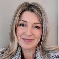 Kimberly Macpherson's Instagram, Twitter & Facebook