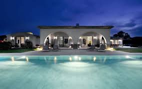 This swimming pool and pool house designed by campion hruby landscape architects in randall mars architects designed this pool house for a client who loves being outdoors and using his pool. 20 Beautiful Pool House Designs