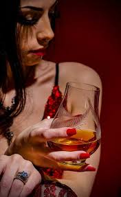 Etched Glass, Whiskey Tasting Glass, Hand Engraved, Feather Design Glass,  Personalized, Bourbon Glass, Bourbon Tasting, Dram, Nosing