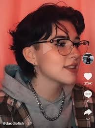 Haley Muse's Instagram, Twitter & Facebook