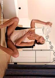 Los datos sólo se guardan localmente (en tu ordenador) y nunca se nos transfieren. Wetandpissy Silvie Delux Eronata Legs Sexu Kisa Flexible R18hub
