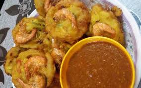 Cucur udang kuah kacang versi senang dan cepat. Santai Bersama Keluarga Boleh Cuba Resepi Cucur Udang Gebu Bersama Kuah Kacang Free Malaysia Today Fmt