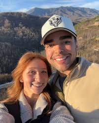 Tess Wallace (@tesswallacee) • Instagram photos and videos