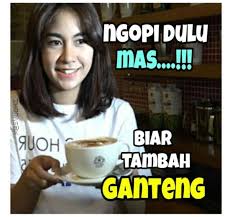 Sambil ngopi kita bisa saling mengobrol, bercanda dan tertawa atau juga curhat dan saling bertukar pemikiran. 26 Ide Meme Ngopi Jaman Now Yang Bikin Pengen Ngopi Gambar Lucu Lucu Meme Lucu