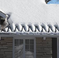 How To Fight Ice Damming Perfectly Clear Roof Deicing Calorique Ice Dams Roof Ice Melt Roofing