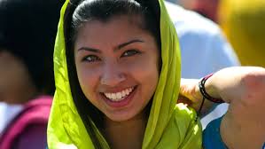 Examples of faces for the Readers Photo Challenge