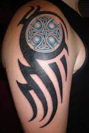 Women's tattoo design is moving on swiftly from the butterfly tattoo or rose shoulder tattoo that dominated in the 1960s and 1970s. Shoulder Tattoos For Men Tattoofanblog