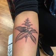  8 Wanita Bertato Ideas Tattoos Beautiful Tattoos Collar Bone Tattoo