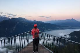 رحلة ممتعة إلى جبل هاردر كولم انترلاكن سويسرا تورنا