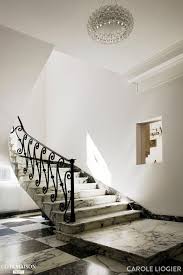 Escalier En Marbre Noir Et Blanc A Saint Jean Cap Ferrat Avec Images Escalier En Marbre Escalier Relooking Escaliers Interieur