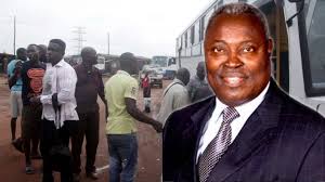 Kumuyi is popularly known for his holiness preaching. Attacks On Pastor Kumuyi Of Deeper Life By Amule Ayobo Youths Youtube