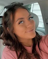 Mackenzie Ryan's Instagram, Twitter & Facebook