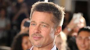 Does this haircut say fight club glory days or macklemore at 50? 20 Best Brad Pitt Haircuts Of All Time The Trend Spotter