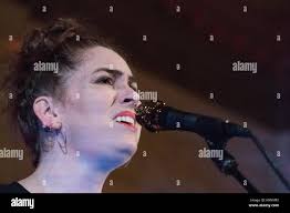 Emma Ruth Rundle performing live