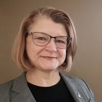 Evelyn Burns's Instagram, Twitter & Facebook