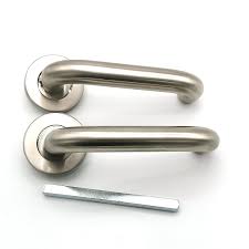 The way this works is the deadbolt portion of the handle will lock with a key on the outside and lock or. American Style Door Handle By Stainless Steel Indoor Door Handle Lock Set For Steel Doors Buy American Style Door Handle Door Handles For Steel Doors Manija Product On Alibaba Com