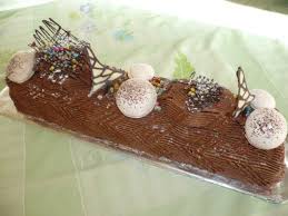 Composee De Biscuit Chocolat Amandes Imbibe D Un Sirop A L Orange D Un Fourage Ganache Montee Chocolat Noir Et Masquage A D Chocolat Noir Ganache Recette Buche