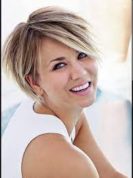 Love Kaley Cuoco S New Haircut Cheveux Courts Coupe De Cheveux Coupe De Cheveux Courte