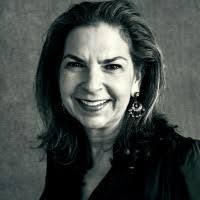 Deborah Lanham's Instagram, Twitter & Facebook