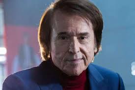 Raphael destapa el seu pla després de confirmar-se les noves intencions  d'Amelia Bono