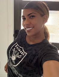 Looking For My Birthday Twin 4/2❤️ So let me know how your Day is going😎