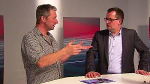 Die „zib um 13.00 uhr. Orf Tirol Regisseur Christoph Bloeb Und Moderator Robert Facebook