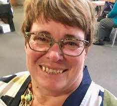 Stephanie Stanhope's Instagram, Twitter & Facebook