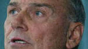 Coaching pals cross paths again