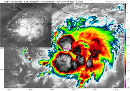 Aunque se había debilitado a depresión tropical en su paso por el caribe, el martes evolucionó a tormenta tropical y ahora a huracán. 10et4fca6ujgqm
