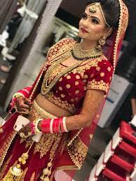 Pin By Megha Goel On Punjabi Royal Brides Indian Bridal Fashion Indian Bridal Outfits Indian Bridal Dress