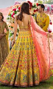 Bridal Mehndi Lehnga Choli For Wedding N7029 In 2020 Indian Wedding Fashion Designer Bridal Lehenga Bridal Lehenga Collection