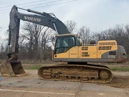 Volvo EC330C-L Excavator