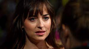 The up and coming actress rose to fame after starring in the fifty shades of grey franchise, but there's more to dakota johnson than the role of anastasia steele. Dakota Johnson Litt Schon Als Teenie Unter Depressionen Promiflash De