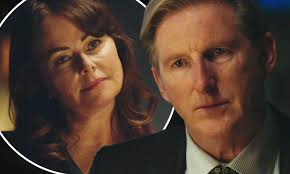 Line of duty series 6 airs on sundays at 9pm on bbc one. Supt Ted Hastings Looked Increasingly Guilty Or In Trouble In Line Of Duty By Jim Shelley Daily Mail Online