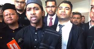 Beliau mula menyertai ppim sejak enam tahun lalu. 3 Video Ppim Yusuf Azmi Hadap Gangster Dan Pertahankan Hak Pengguna Yang Terperdaya Dengan Agr Blog Viral Sotong Kicap