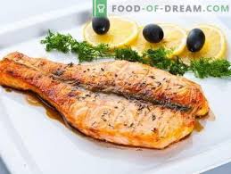 El salmón es un pescado azul graso y por ello es uno de los pescados más usados para el papillote, ya los pescados más utilizados para cocinaros al papillote son el salmón, el bacalao, merluza etc. Los Platos Hechos De Salmon Rosado Son Las Mejores Recetas Como Cocinar Correctamente Y Sabroso El Salmon Rosado