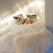 However, in the night it is important to keep it in a soft, dimmed mood. Pin On Bedroom