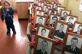 We did not find results for: Dalam Kenangan Tragedi Tenggelamnya Kapal Selam Kursk Yang Menewaskan 118 Pelaut Rusia Russia Beyond