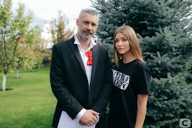 Anton batyrev, 39 лет карьера: U Filma Nichto Ne Sluchaetsya Dvazhdy Budet Prodolzhenie Telegid Vklyuchajsya