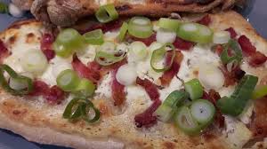 Merry Blogmas Der Foodie Adventskalender Mit Rahmfleckerl Vom Weihnachtsmarkt Bayerisches Essen Rezepte Essen