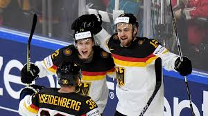 Eishockeyspieler, die in deutschland gewirkt haben, sollten nach ihrer staatsangehörigkeit bzw. Das Ist Der Kader Der Deutschen Eishockey Nationalmannschaft Fur Olympia 2018 Wintersport